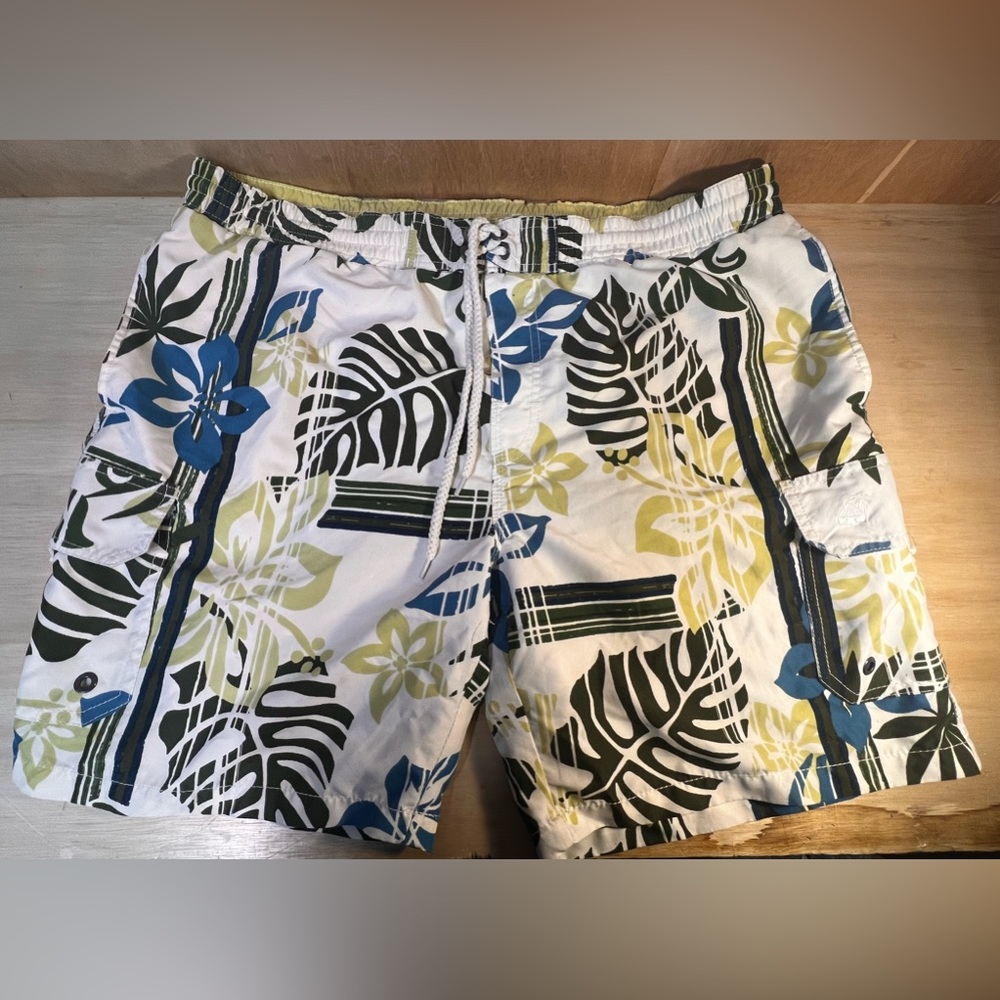 Caribbean Joe Swim Shorts White Blue Green Floral Hawaiian, Size L